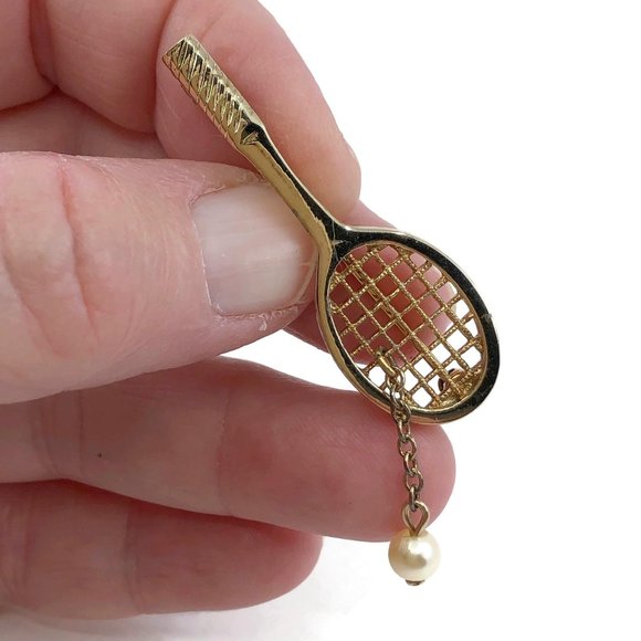 Vintage Avon Tennis Racket Brooch Faux Pearl Dangl - Picture 4 of 4